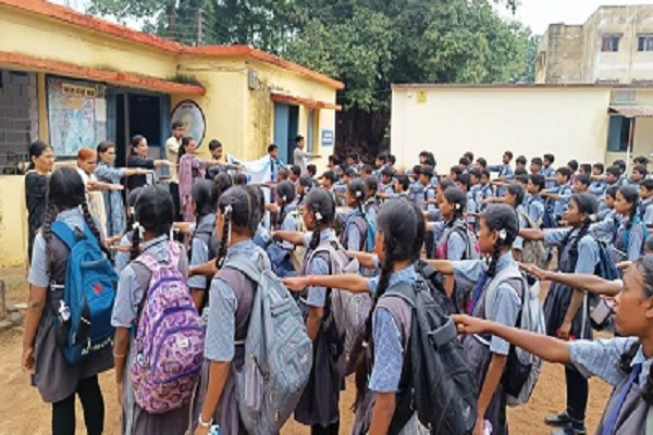 शासकीय स्कूल नरहरपुर में चलाया गया स्टॉप डायरिया कैम्पेन