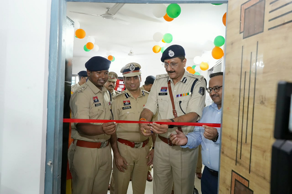 100% थानों में e-मालखाना: रायपुर पुलिस ने बारकोड से बदला जब्त माल का पूरा सिस्टम