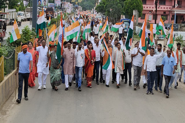  तिरंगा हमारी आन -बान और सम्मान का प्रतीक-राजस्व मंत्री श्री वर्मा
