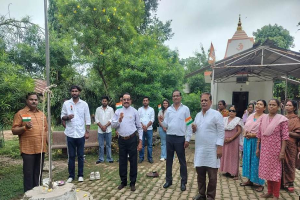 कुलदीप निगम वृद्धाश्रम में मनाया गया स्वतंत्रता दिवस