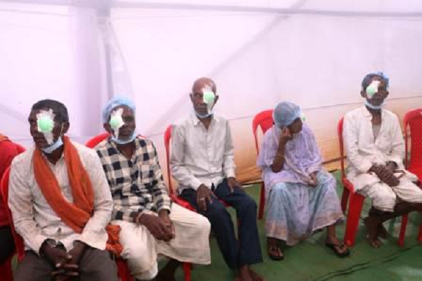 लाइफ लाइन एक्सप्रेस से मिल रही है निःशुल्क स्वास्थ्य सेवा