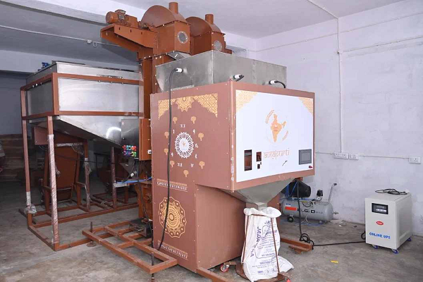 24 घंटे राशन देने वाले 'अन्नपूर्ति ग्रेन एटीएम' से मजबूत हुई सार्वजनिक वितरण प्रणाली, हर लाभार्थी को मिल रहा पूरा अनाज