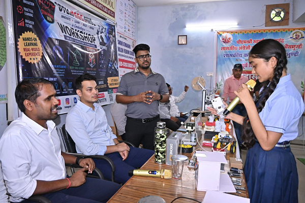 गांव के बच्चों के हाथों में होगी भविष्य की तकनीक, मगरलोड में बनेगी अत्याधुनिक रोबोटिक्स एवं 3-डी प्रिंटिंग लैब