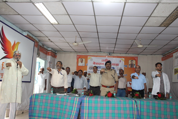 केंद्रीय जेल रायपुर में बंदियों के लिए लगा निःशुल्क नेत्र परीक्षण शिविर