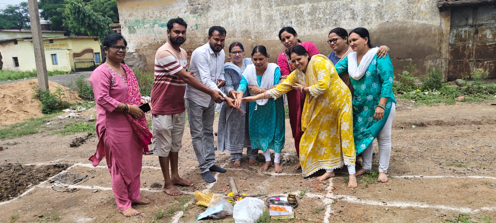 सांकरा स्कूल में बालिका शौचालय निर्माण का भूमि पूजन संपन्न