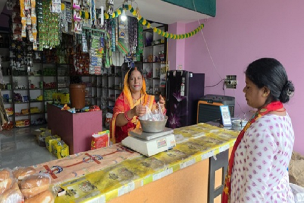 छत्तीसगढ़ महिला कोष से मिले ऋण ने हरमनिया देवी की आजीविका को दी नई दिशा