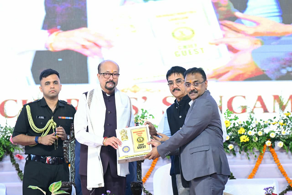  राज्यपाल श्री रमेन डेका &lsquo;द्रोणाचार्य संगम-2026&rsquo; में हुए शामिल, कहा-समय का सदुपयोग और परिश्रम ही सफलता की कुंजी