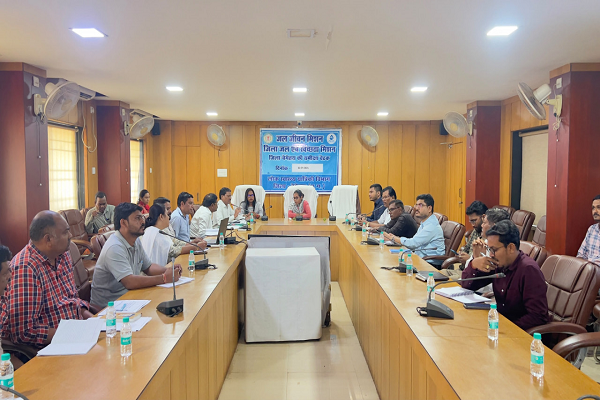 जिला जल एवं स्वच्छता मिशन की समीक्षा बैठक सम्पन्न, लापरवाह निर्माण एजेंसियों पर होगी सख्त कार्रवाई