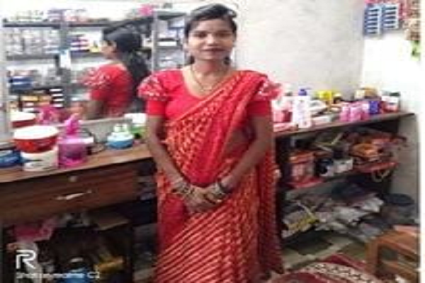  बिहान से जुड़कर मनीषा ने संवारा अपना भविष्य, पार्लर व्यवसाय को मिला विस्तार