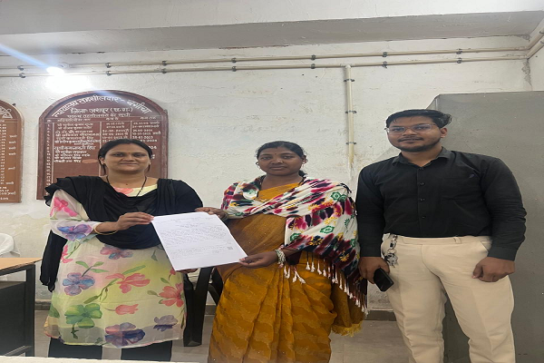  सेवा की कहानी : पहाड़ी कोरवा परिवारों को मिला अधिकार, जाति प्रमाण पत्र बना शिक्षा और शासकीय योजनाओं की राह आसान