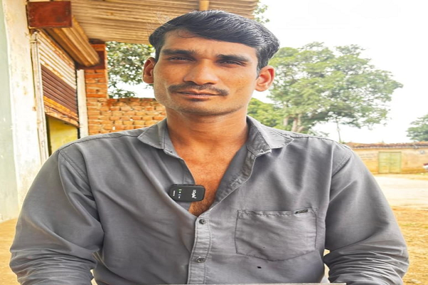  सेवा की कहानी : &rsquo;पुश्तैनी जमीन को मिला अधिकार का दस्तावेज&rsquo;