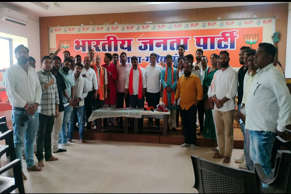  सेवा संकल्प अभियान को लेकर सोशल मीडिया विभाग की महत्वपूर्ण बैठक संपन्न
