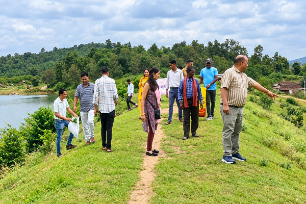 सेमरहा जलाशय की स्वच्छता से दिया जल संरक्षण का संदेश
