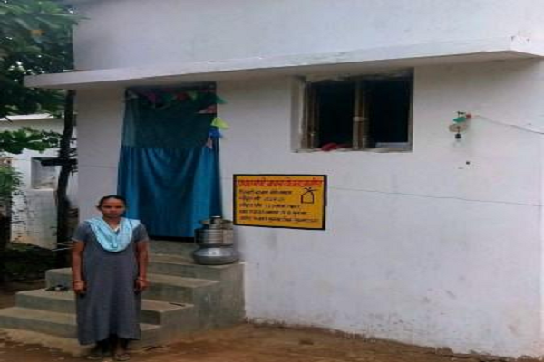प्रधानमंत्री आवास योजना (ग्रामीण) : योजनाओं का संबल, प्रशासन की पहल से मड़कम भीमे का बना पक्का मकान