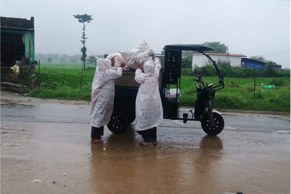 &rsquo;सेवा की कहानी&rsquo; : समूह की चार दीदियों ने बदल दिया गांव का दैनिक व्यवहार, स्वच्छता के लिए मिसाल बना बुड़ार