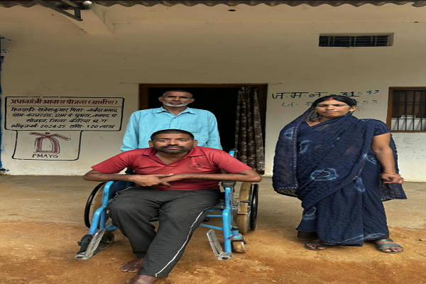 &rsquo;सेवा की कहानी&rsquo; : सड़क दुर्घटना से दिव्यांग हुए राजेष का मजबूत सहारा बना प्रधानमंत्री आवास