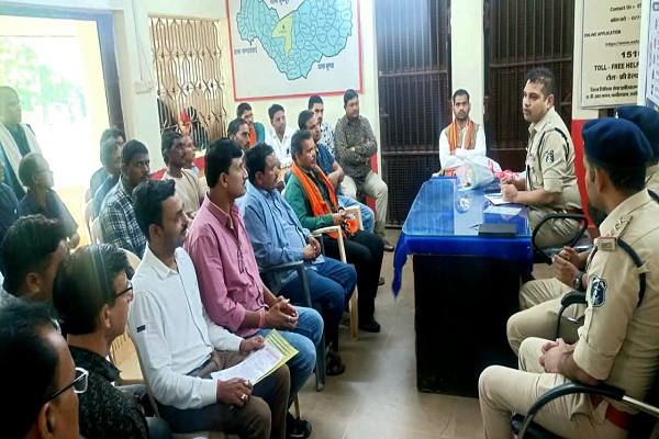  *&ldquo;एक थाना&ndash;एक सप्ताह&rdquo; : थाना पंडरिया में पहुंचा पुलिस अधीक्षक कार्यालय।*