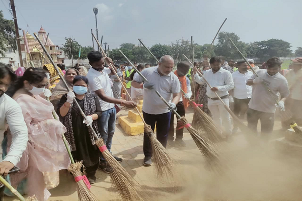 सेवा संकल्प अभियान : त्वरित जनसेवा से श्रमदान और पोषण जागरूकता तक, सेवा संकल्प अभियान अंतर्गत दुर्ग में दिखी जनभागीदारी