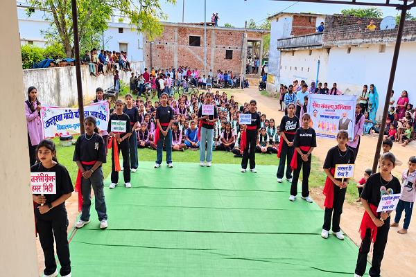 नमो गाथा&rsquo; नुक्कड़ नाटक से बालिकाओं ने दिया सेवा संकल्प, स्वच्छता एवं प्लास्टिक मुक्त भारत का संदेश*