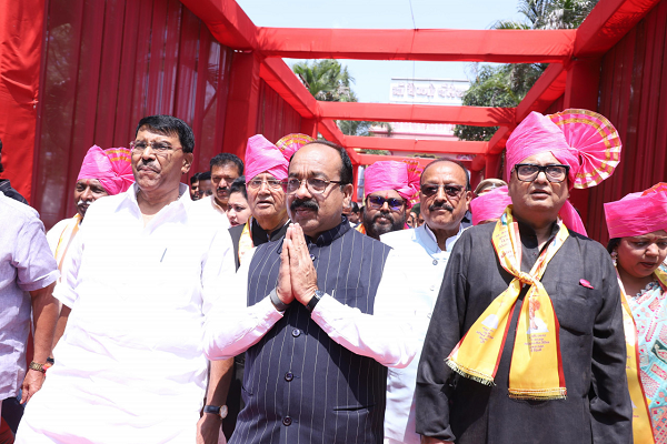 अखिल भारतीय तैलिक साहू महासभा के राष्ट्रीय अधिवेशन में मुख्य अतिथि के रूप में शामिल हुए उप मुख्यमंत्री श्री अरुण साव&rsquo;