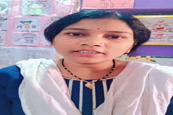 महतारी वंदन की राशि से बेटियों के भविष्य की कर रहीं तैयारी