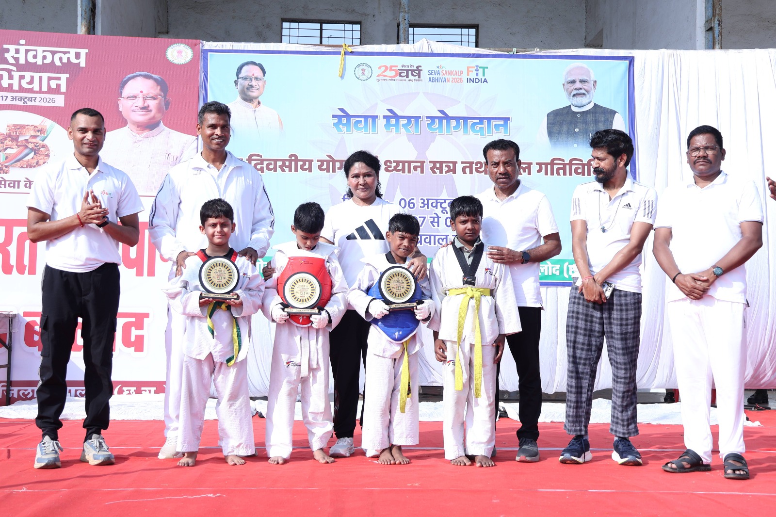  सेवा मेरा योगदान&rsquo; के तहत स्टेडियम में खेल गतिविधियों का आयोजन   बॉक्सिंग, ताइक्वांडो व रस्सा-कस्सी में दिखा प्रतिभागियों का उत्साह  खेल प्रशिक्षकों का हुआ सम्मान, लिया नशामुक्ति की शपथ