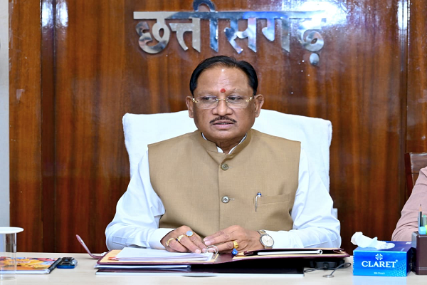 मुख्यमंत्री श्री विष्णु देव साय की अध्यक्षता में आज सिविल लाइन स्थित निवास कार्यालय में केबिनेट की बैठक