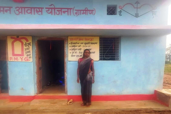 सेवा की कहानी : सेवा की कहानी: प्रधानमंत्री आवास योजना से सुखंती के पक्के घर का सपना होगा साकार