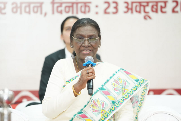आदिवासी समाज की परंपरागत व्यवस्था सामाजिक एकता, न्याय और सुशासन का उत्कृष्ट उदाहरण- राष्ट्रपति श्रीमती द्रौपदी मुर्मु