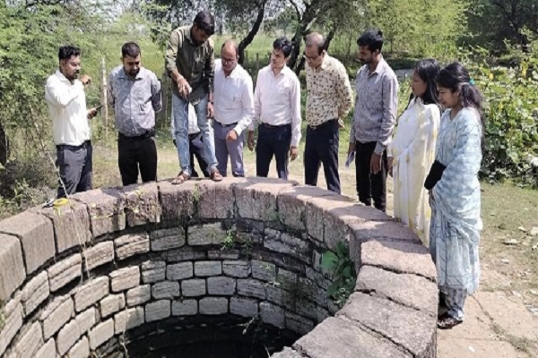 आयुक्त तारण प्रकाश सिन्हा ने किया जिले में VB-G RAM G कार्यों का निरीक्षण