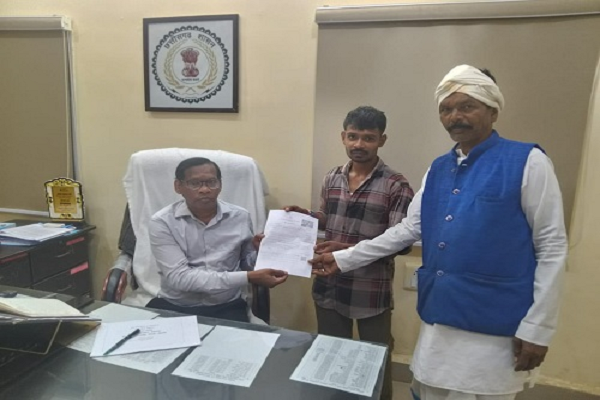 सेवा सेतु ने आसान की राह, घर बैठे मिला विवाह प्रमाण पत्र