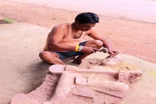 मुख्यमंत्री नोनी सशक्तिकरण सहायता योजना से ऐश्वर्या की शिक्षा को मिला संबल
