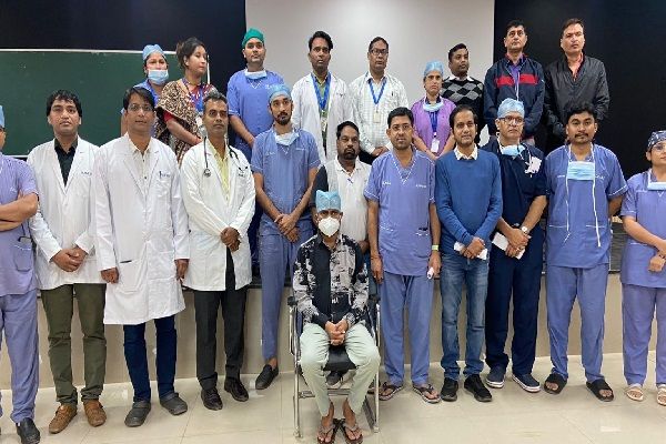  मोवा स्थित श्री बालाजी इंस्टीट्यूट ऑफ मेडिकल साइंस ने ब्रेन डेड मरीज की किडनी को दूसरे मरीज में किया सफल ट्रांसप्लांट डॉक्टरों ने नया किर्तीमान हासिल किया है