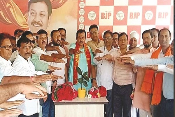 हर आंगन एक पेड़ अभियान संपूर्ण देश के लिए अति आवश्यक : विजय बघेल