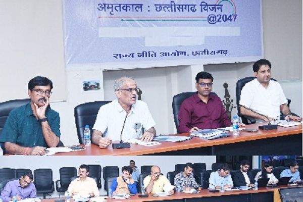 जनकल्याणकारी कार्यों में सुशासन लाने पर हुआ विचार-विमर्श