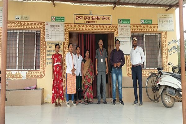 आयुष्मान आरोग्य मंदिर रामनगर में स्वस्थ पंचायत के मापदंडों पर चर्चा
