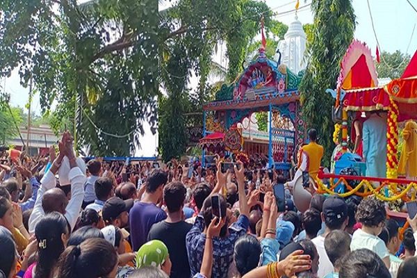 महाप्रभु की रथयात्रा में दिखा श्रद्धा और भक्ति का महासंगम, डिप्टी सीएम साव ने खींचा रथ