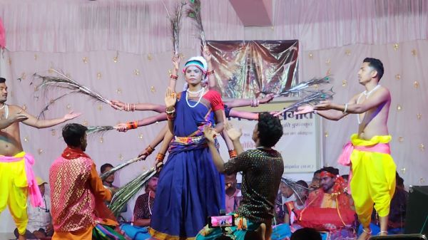 "खुमान साव संगीत अकादमी की प्रस्तुति से महका लक्ष्मी नगर"