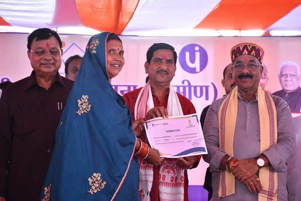 बीस हजार से अधिक हितग्राहियों को मिलेगा पक्का आवास: केन्द्रीय मंत्री श्री तोखन साहू