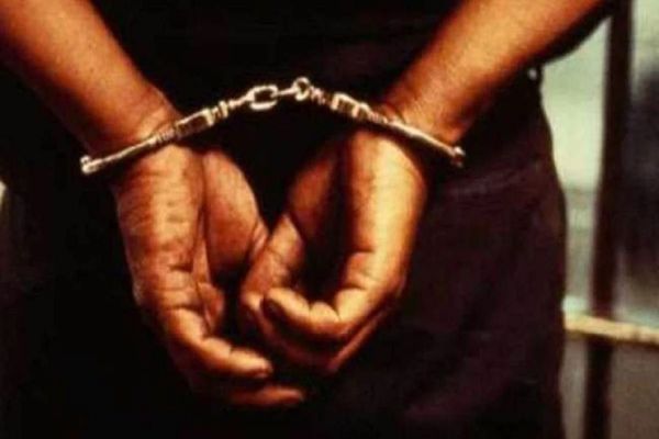 दोस्त को फंसाने के लिए छत्&zwj;तीसगढ़ के इस नाबालिग ने दी थी विमानों को बम से उड़ाने की धमकी, हैकिंग में है एक्&zwj;सपर्ट