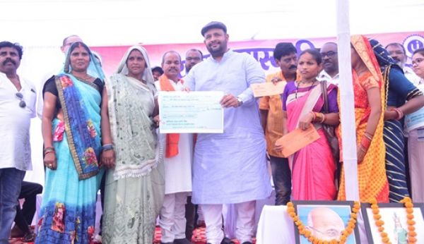  करगीकला में जनसमस्या निवारण शिविर, मौके पर ही 110 आवेदनों का निराकरण