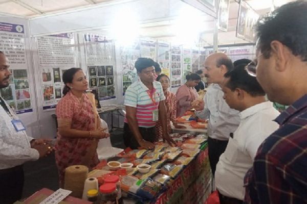 राष्ट्रीय किसान मेला में कृषि विज्ञान केन्द्र राजनांदगांव का स्टॉल रहा आकर्षण का केन्द्र