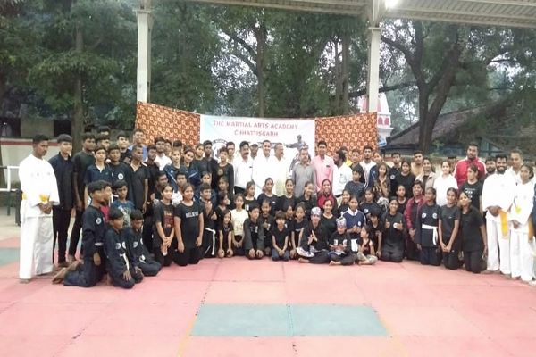 खेल की खबरें मार्शल आर्ट प्रशिक्षण शिविर में राष्ट्रीय स्तर खिलाड़ी तैयार करने मिले टिप्स