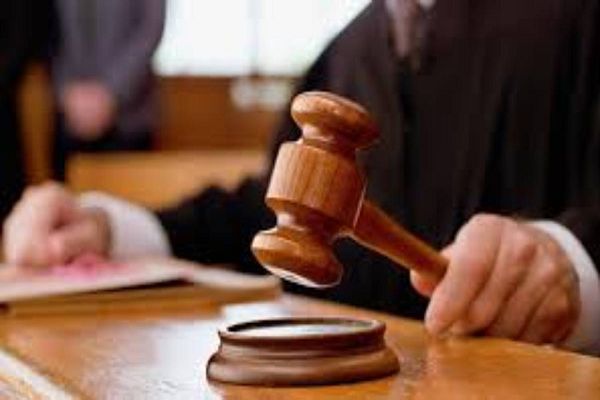 हाईकोर्ट ने बलात्कार पीड़िता को गर्भपात की दी अनुमति, विशेषज्ञों की निगरानी में प्रोसिजर का दिया आदेश&hellip;
