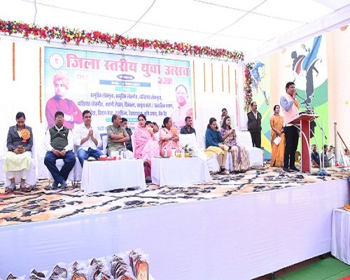 धमतरी में हुआ जिला स्तरीय युवा उत्सव का भव्य आयोजन