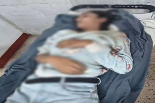 फांसी के फंदे पर लटकी मिली छात्रा की लाश