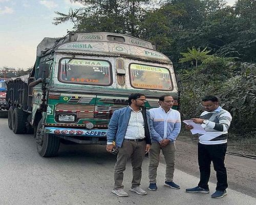 17 वाहनों पर 3 लाख रुपये का लगाया जुर्माना