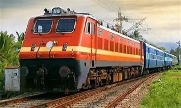 महाकुंभ के यात्रियों के लिए रेलवे ने दी सौगात, दुर्ग से टूंडला के बीच चार स्पेशल ट्रेनों की मिलेगी सुविधा