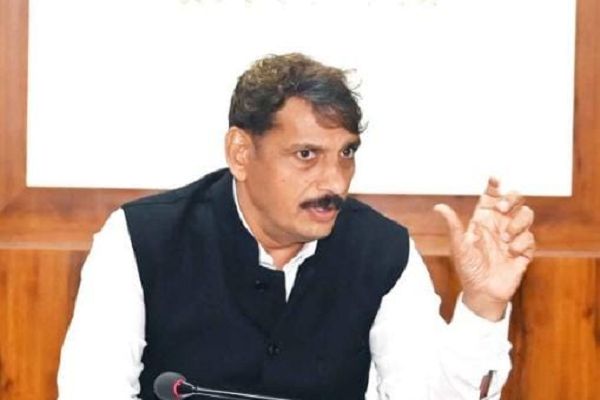 कलेक्टर एवं जिला निर्वाचन अधिकारी श्री गोपाल वर्मा ने कबीरधाम जिले के लिए रिटर्निंग एवं सहायक रिटरिंग अधिकारी नियुक्त की