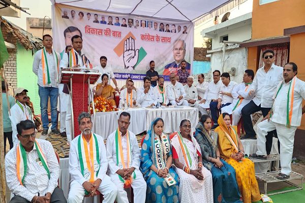 मोदी की गारंटी फेल_अब नगरीय निकाय चुनाव में भाजपा का घोषणापत्र नया जुमला_दीपक बैज